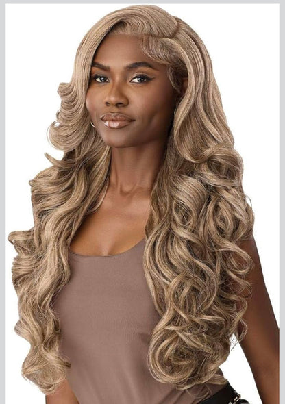 TruCurve Outre Lace Front Wig [Melted Hairline]